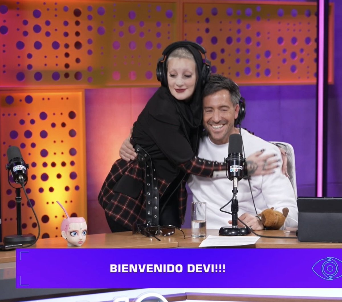 Vieron el streaming de hoy ? Den muchos Rt

GRACIAS FURIA