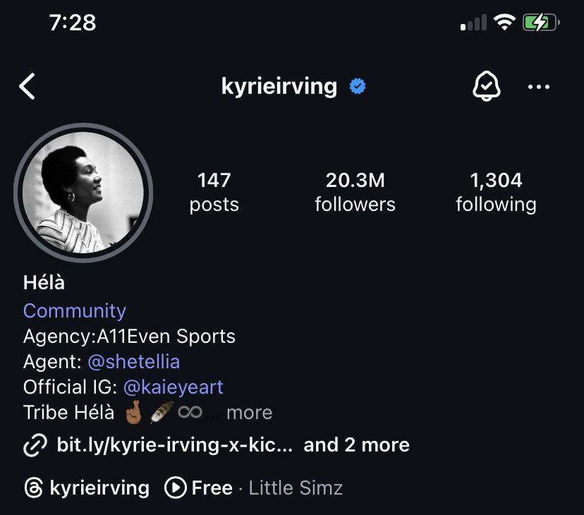 Damn I just peeped <a href="/KyrieIrving/">Kyrie🤞🏾</a> has Master Teacher Dr. Frances Cress Welsing as his profile picture! Dope! I love it! #B1 #FBA #Freedmen