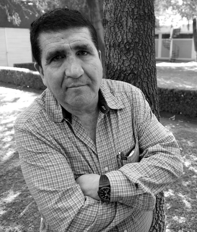 En DocsMX lamentamos el fallecimiento de José Xavier “Pepe” Návar, crítico de cine y defensor apasionado del cine mexicano.

Su afición por la lucha libre y su trabajo como difusor, marcaron profundamente la historia del cine en nuestro país.

Gracias por tanto, Pepe.