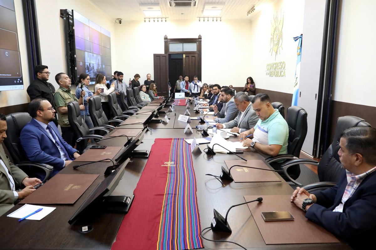 Congreso Guatemala tweet media