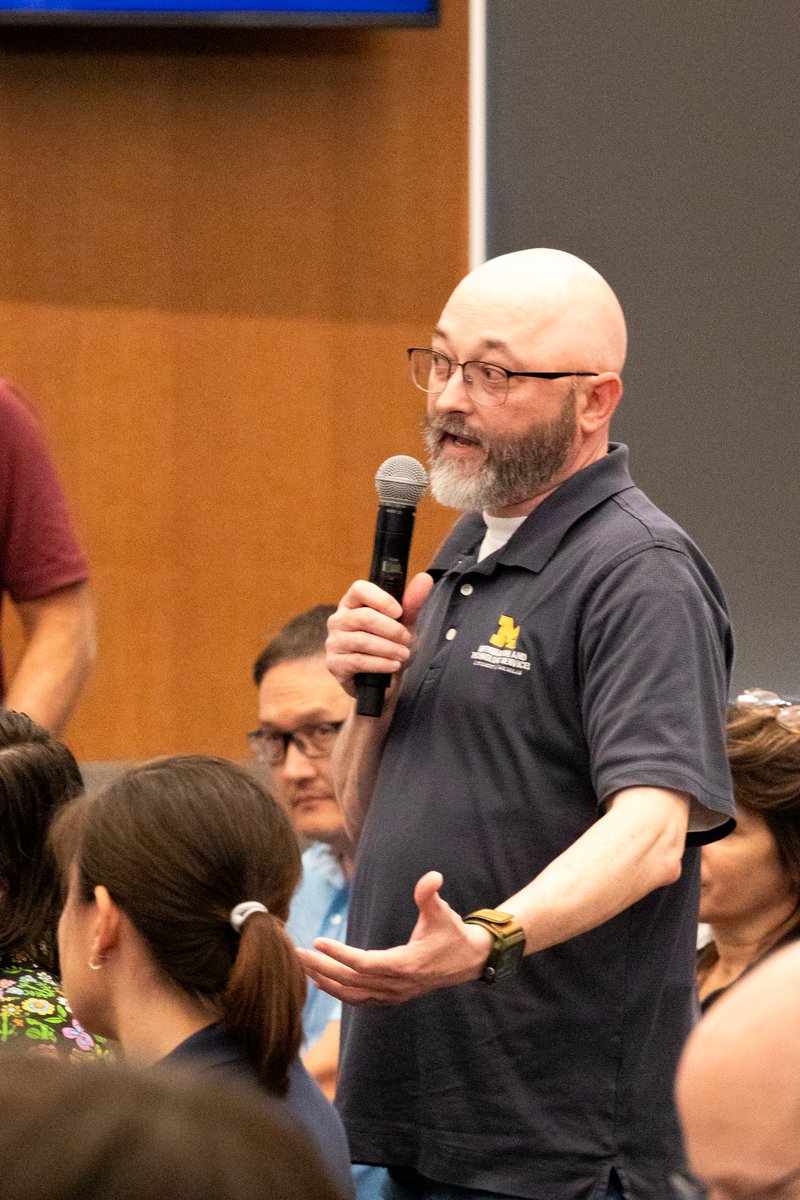 UMich ITS (@umichtech) on Twitter photo We want to take a moment to thank <a href="/UMich/">University of Michigan</a> President Domenico Grasso for joining us today for our first @UMichTECH Town Hall of 2025—hosted by our very own <a href="/RaviPendse/">Ravi Pendse</a>. Thank you, President Grasso! #GoBlue We want to take a moment to thank <a href="/UMich/">University of Michigan</a> President Domenico Grasso for joining us today for our first @UMichTECH Town Hall of 2025—hosted by our very own <a href="/RaviPendse/">Ravi Pendse</a>. Thank you, President Grasso! #GoBlue