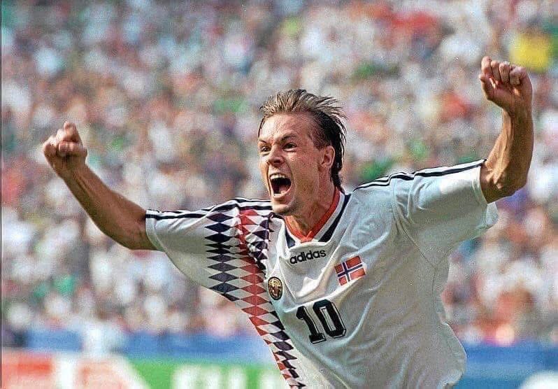 Idag for 31 år siden slo Norge - Mexico 1-0 i fotball vm , Kjetil Rekdal scoret vinnermålet ⚽️