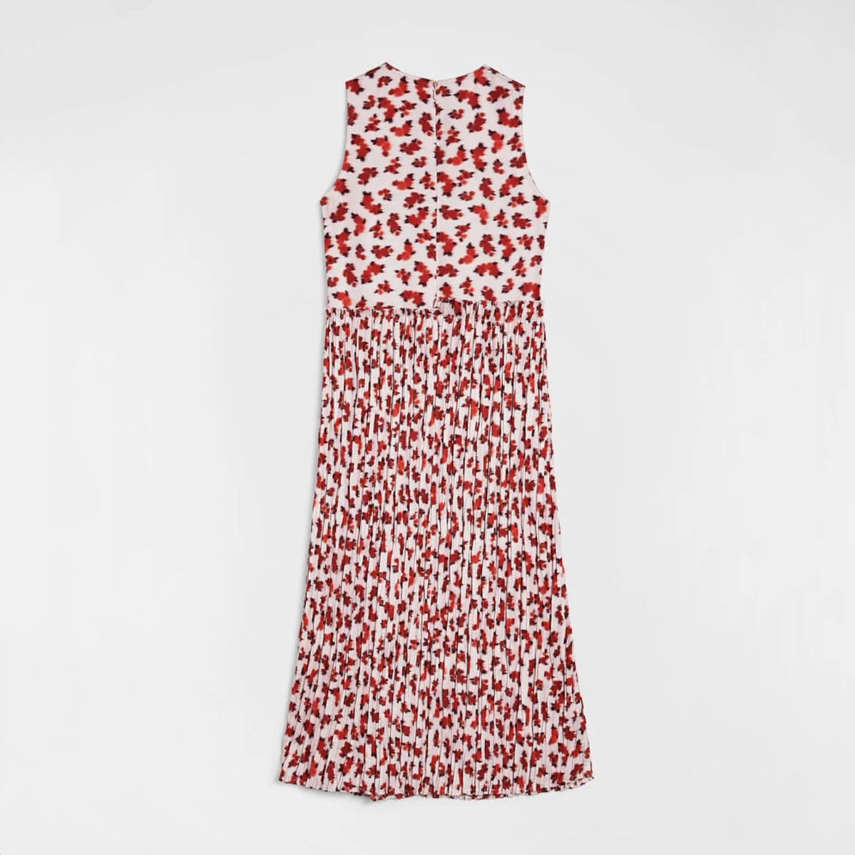 綾瀬はるか さん衣装】 📺6/19 『あさイチ』 «只今放送中» 綾瀬はるか