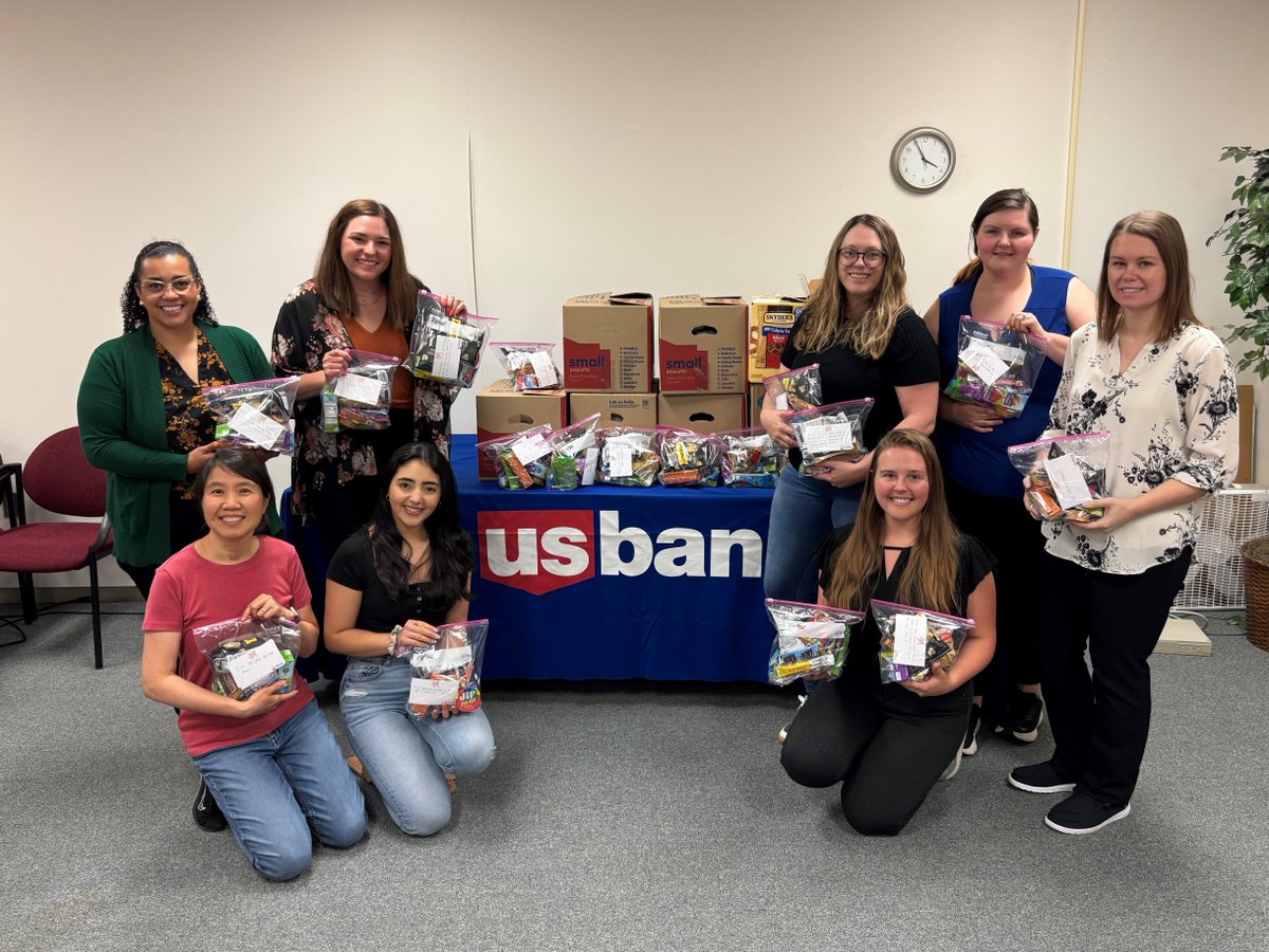 Grateful to attend the <a href="/usbank/">U.S. Bank</a> Women in Leadership event in Lincoln! 💼
Huge thanks to the team for putting together snack kits for those we serve. Partnerships like this connect us all.
#CommunitySupport #WomenInLeadership #ThankYouUSB #LFS