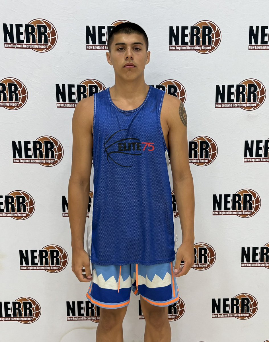 Noah Limbago has been bringing the energy today in his first game set

He looks to get downhill and finish strong at the rim while playing hard defense and causing many turnovers