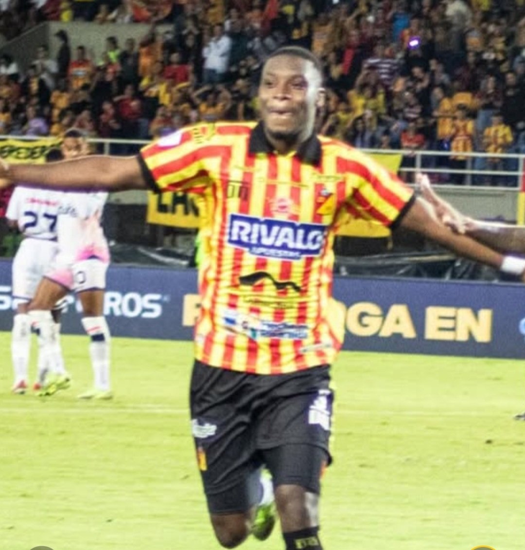 GIANFRANCO PEÑA no seguirá en <a href="/DeporPereiraFC/">Deportivo Pereira 🐺</a> 
El delantero de 24 años  ya fue notificado por el club y ahora analiza posibilidades en el FPC.