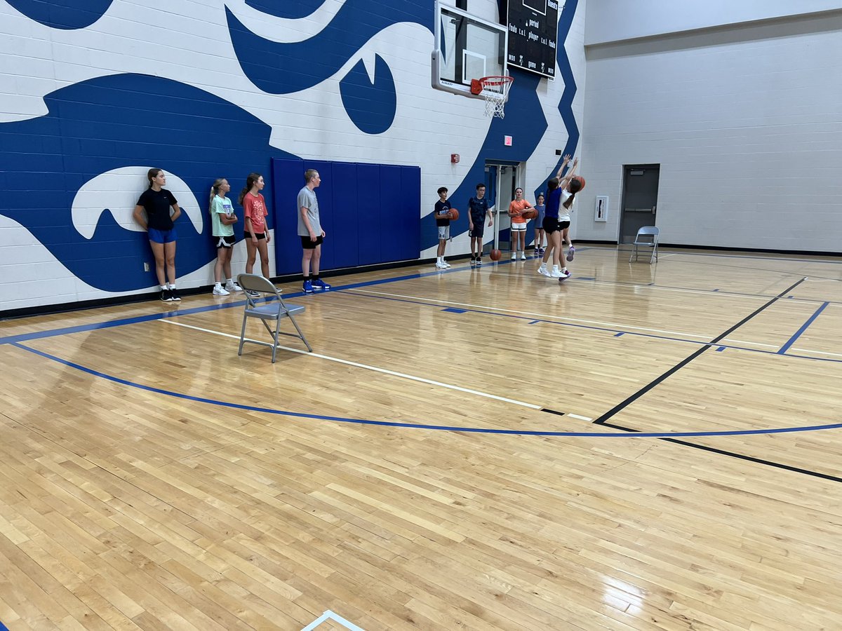 gvbacademy's tweet image. Huge thank you to Bennington Basketball Association for having us out the last three days! We had a great time in the gym working with your kids. Loved seeing their willingness to step outside their comfort zone, compete, and grow. Bright future ahead! 🤝🏀 #PlayerDevelopment
