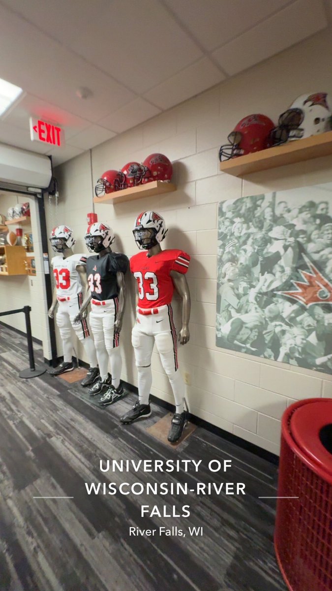 Brody Main (@mainbrody) on Twitter photo Had a great time meeting <a href="/CoachWalkerRF/">Matt Walker</a> at <a href="/UWRFFootball/">Falcon Football</a> mega camp. Cool to learn more about college football and the recruiting process. Excited to put in more work and get ready for my senior season.
<a href="/CooneyPanthers/">Brian Cooney</a> <a href="/JohnHugunin42/">John Hugunin</a> Had a great time meeting <a href="/CoachWalkerRF/">Matt Walker</a> at <a href="/UWRFFootball/">Falcon Football</a> mega camp. Cool to learn more about college football and the recruiting process. Excited to put in more work and get ready for my senior season.
<a href="/CooneyPanthers/">Brian Cooney</a> <a href="/JohnHugunin42/">John Hugunin</a>