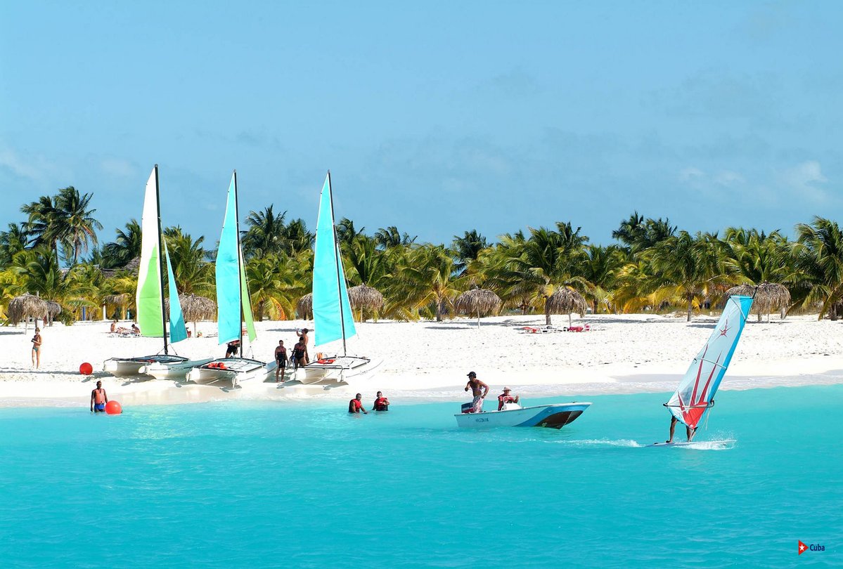 MinturCuba's tweet photo. 🌴✨¿Buscas tranquilidad y naturaleza en su máxima expresión? Cayo Largo te espera con sus paisajes únicos y actividades inolvidables. ¡Ven y vive la magia! 🏝️

#TurismoCayoLargo #VacacionesPerfectas #ParaísoCaribeño #SueñosDePlaya #CubaEspectacular  #Cuba #CubaUnica #CubaTravel https://t.co/CdJq201lOf