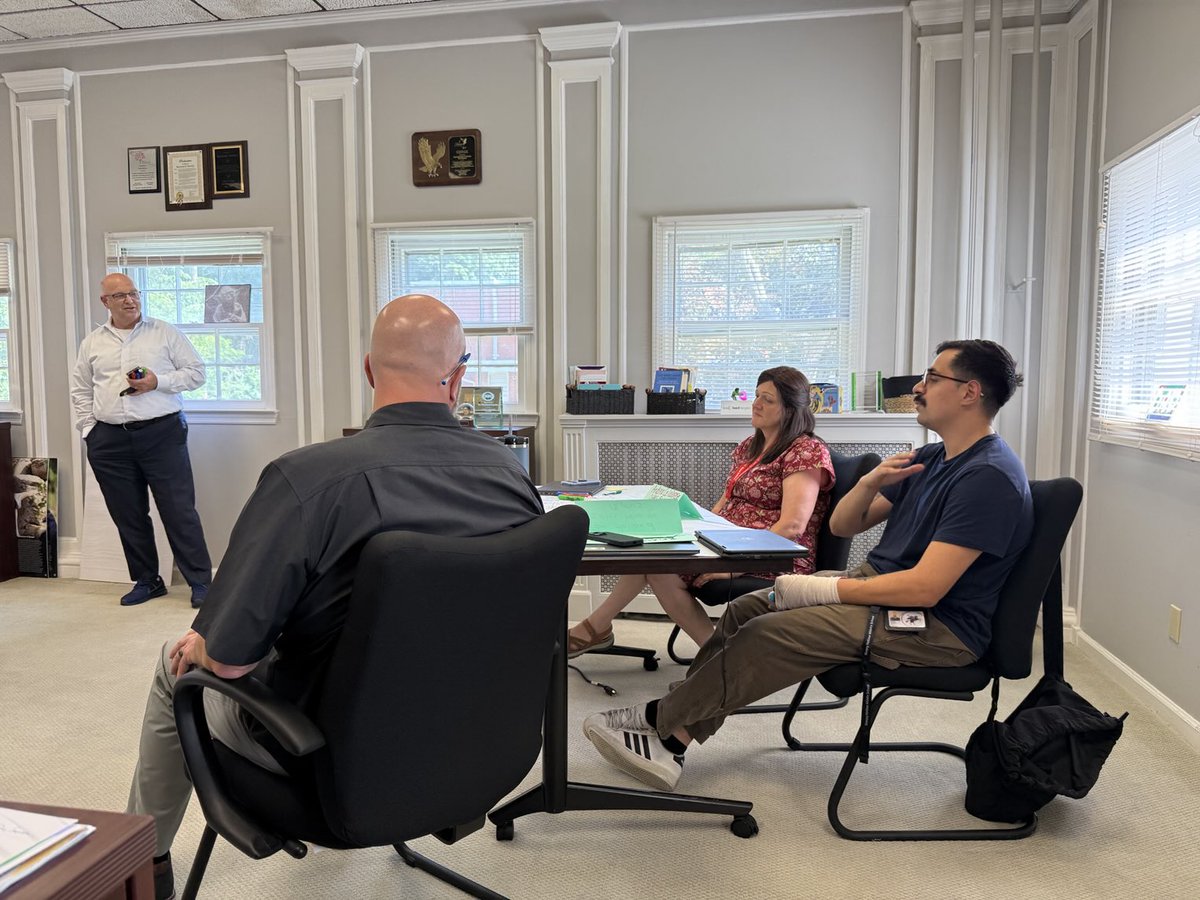 ⁦<a href="/ufsdtarrytowns/">Tarrytown Schools</a>⁩ MS team is diving deep into AVID.