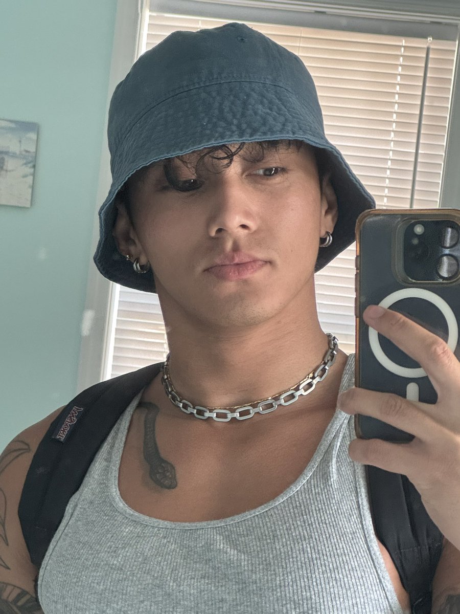 hey gang made a whole snap just for social media creator purposes