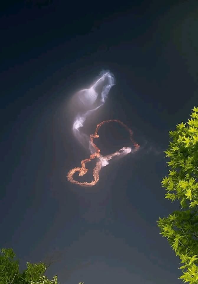 Is Iran really firing missiles to attack Israel, or just trying to give them some entertainment?
Here is mysterious some new Missile 🥴