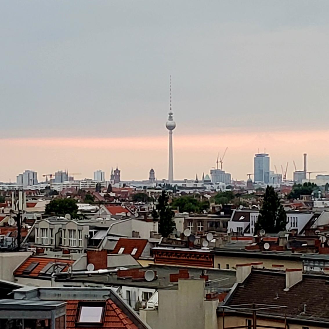 iota's tweet photo. @lzpap @TWINGlobalOrg @nina__0x @SecurityOak Thank you to everyone who made #moveandgroove special, @SecurityOak for co-hosting, the #IOTA team for organizing an unforgettable night! The vibes were giving 💫
#BerlinBlockchainWeek https://t.co/Y7vgTzL5Rg