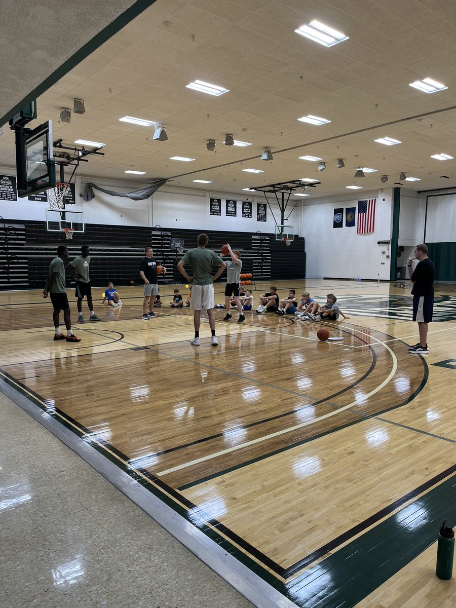 CCC Raiders (@cccraiders) on Twitter photo Basketball Camp Week‼️
We had the Raider Girls Camp on Monday-Tuesday this week hosted by <a href="/BasketballCcc/">CCC Women's Basketball</a> , and NOW we have our co-Ed Skills Camp hosted by <a href="/CCCRaiderMBB/">CCC Men's Basketball</a>
#goraiders #youthcamps Basketball Camp Week‼️
We had the Raider Girls Camp on Monday-Tuesday this week hosted by <a href="/BasketballCcc/">CCC Women's Basketball</a> , and NOW we have our co-Ed Skills Camp hosted by <a href="/CCCRaiderMBB/">CCC Men's Basketball</a>
#goraiders #youthcamps