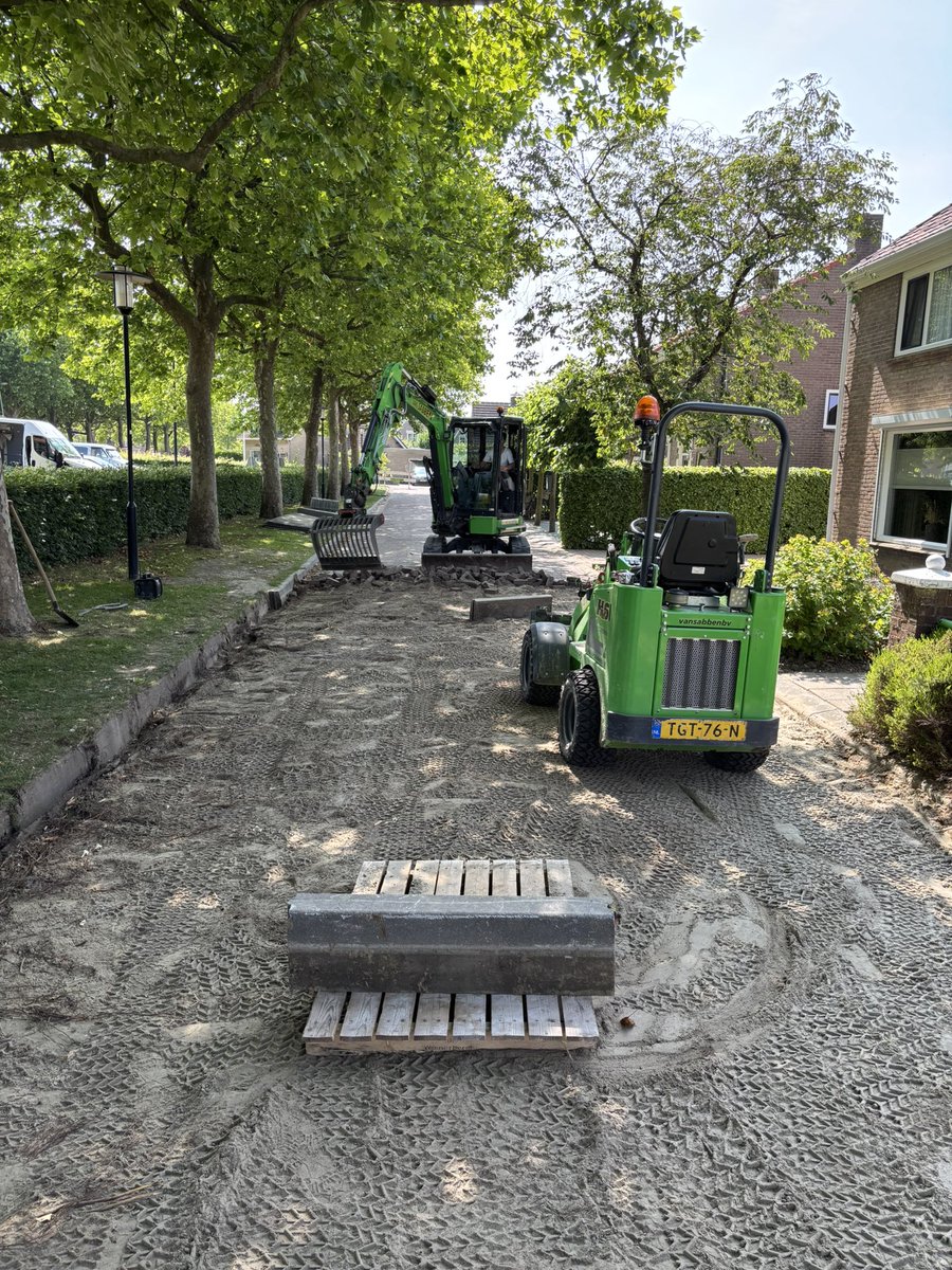 Herstraatwerk Oranjeplein Nieuwdorp