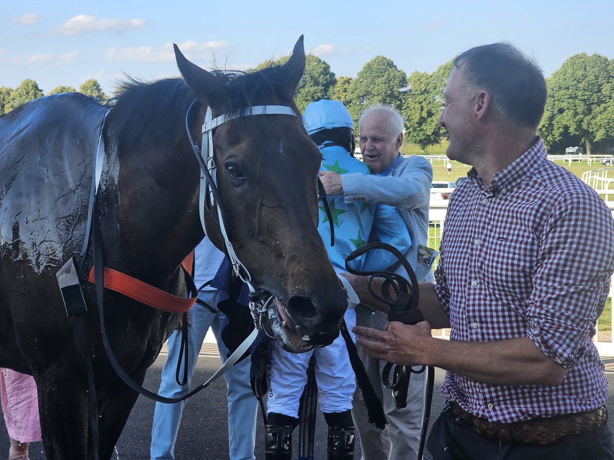 Mike Parcej tweet media