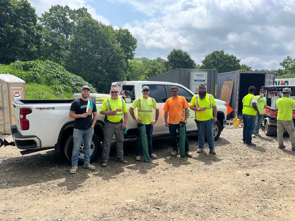 Midweek check-in: crews are staying cool, hydrated, and winning surprise raffles. Shoutout to the heart of Prus—our incredible employees. #EmployeeAppreciation #PrusConstruction #TeamworkInAction