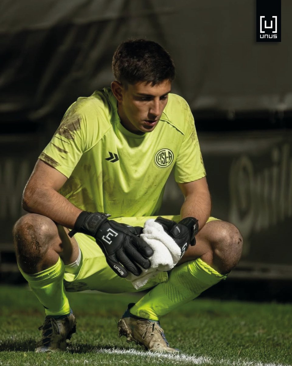 🧠🥅

#MateoClemente #SanLorenzo #TorneoProtección #Argentina #Unus #Terra #Goalkeeper #GK