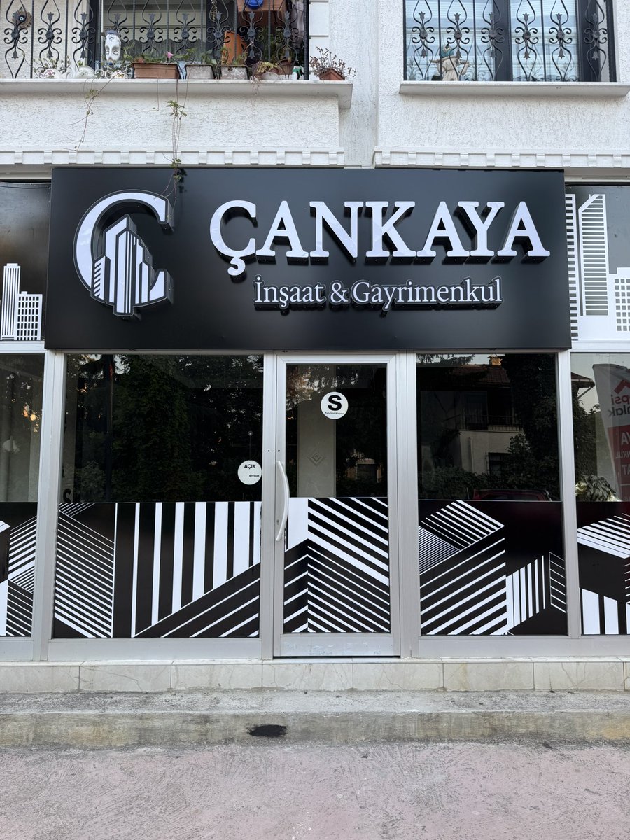 Xajanstr's tweet photo. 🎬IŞIKLI KUTU HARF 

Işıklı Kutu Harf Uygulamamız… ☑️
Dış Cephe Isı ve Işığa Dayanıklı Folyo Kaplama Uygulamamız☑️

#tabela #reklam #grafic #kutuharf #metalikharfler 
#yalova #ciftlikkoy #çankaya #çankayainsaat #ışıklıharf #folyobaskı #folyobaskıuygulama https://t.co/hL7a3RYHIh