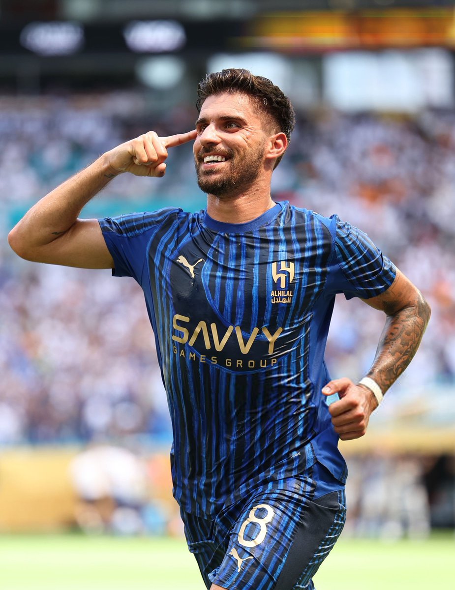 ما للحمول الكايدة، إلا جملها 💙