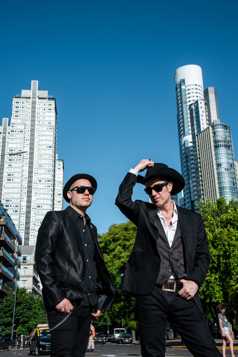 MACH Ⓜ️😎😎Ⓜ️ @machenvivo
<a href="/mchampagna/">Mariano Champagna</a>  <a href="/anibalchampagna/">Anibal Champagna</a>
Fotografía: <a href="/eva/">Eva</a>.alessandra.fotografia 

#Photoshoot 📸 #MACHsession 

Que tengan una excelente semana!! 🥂 

🌀Mirá, escuchá y disfrutá MACH @machenvivo 🎧🎵👇🏻
linktr.ee/mach_ 

Ⓜ️ #difundi #comparti ❤