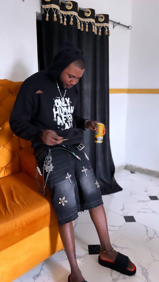 Prince flexy tweet media