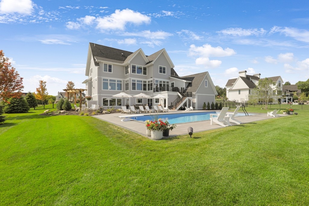 From custom builds to bold renovations, stunning landscapes to curb appeal upgrades—Custom One brings it all home this summer. Because at Custom One, home comes first.
🔗 bit.ly/4iMtwFo