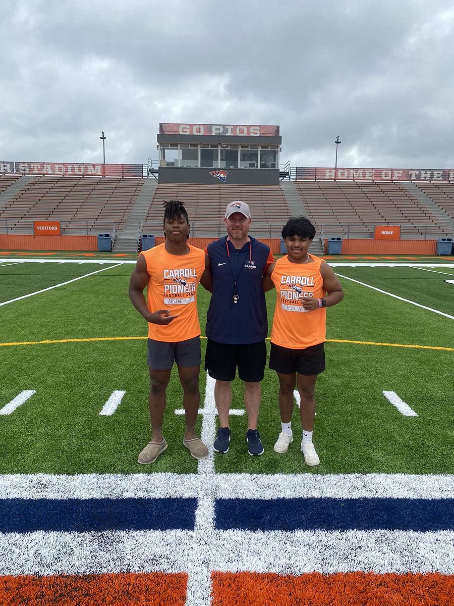 ArseneLuk's tweet image. After a great camp and conversation with @CoachBuddah I'm blessed to have received an offer from Carroll University!
@piofootball
@KyleRiggott @Luke_Fish99 @JMRocketFB