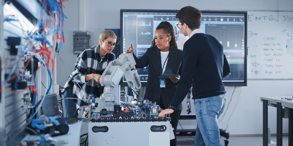 How can engineering help transform cancer research and care? A recent workshop explored how #engineering and health intersect to drive innovation in #oncology. 

Read the highlights: ow.ly/6naw50WbVFr