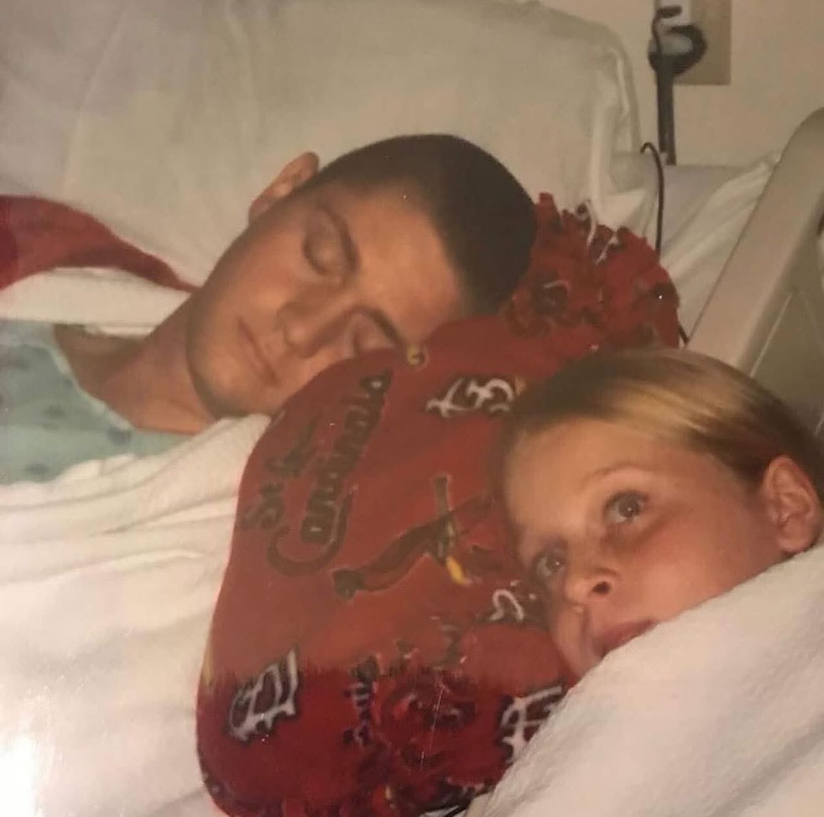 jacob_harden25's tweet photo. 12 years ago today, my life changed forever. I joined the “Zipper Club”. God worked a miracle, and I am so thankful and blessed. 💔❤️‍🩹 
#Mended #ZipperClub https://t.co/O4PLNt8RRK