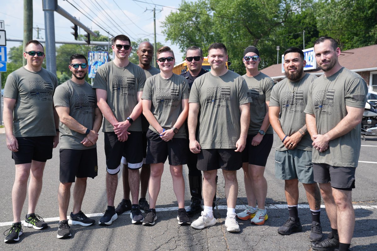CCSU's tweet image. The Law Enforcement Torch Run for Special Olympics is more than a race—it’s a celebration of unity, respect, and inclusion. CCSU Police proudly joined the run, supporting these incredible athletes!💙🔱 @LETRforSO

#CCSU #WeAreCentral #torchrun