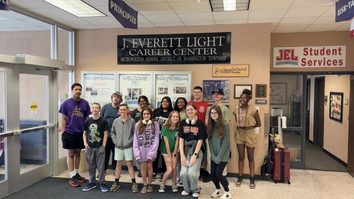 Eastwood Middle School (@eastwoodms) on Twitter photo Our HOSA club is in Nashville for the HOSA International Leadership Conference 2025, June 18–21 at Gaylord Opryland! Eastwood has 7 students & JEL has 8. They’ll compete, showcase healthcare skills & connect with students from around the world! #HOSA2025 #WhyWT Our HOSA club is in Nashville for the HOSA International Leadership Conference 2025, June 18–21 at Gaylord Opryland! Eastwood has 7 students & JEL has 8. They’ll compete, showcase healthcare skills & connect with students from around the world! #HOSA2025 #WhyWT