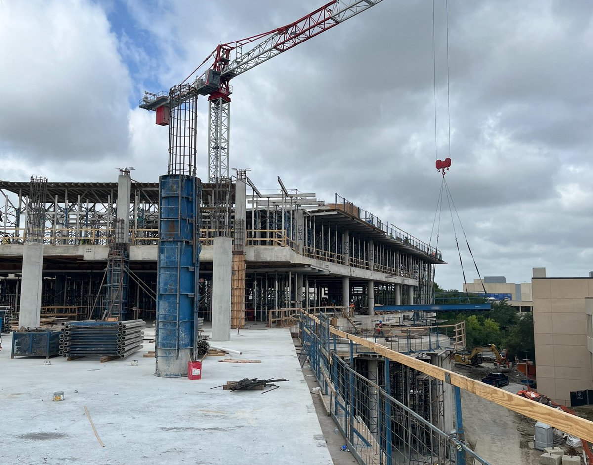 From underground utility work to rooftop placements, our #SGNorthTexas team at the <a href="/UT_Dallas/">UT Dallas</a> Student Success Center + Student Union is moving full steam ahead!
Read more about this monumental project: spawglass.com/utd-student-su… 

#SGBuildsHigherEducation #AbsoluteBest