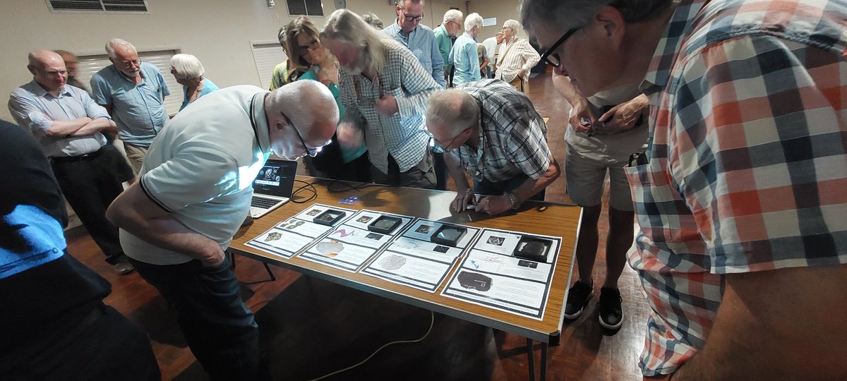 Wycombe_Astro's tweet photo. Huge thanks to @Briderstokes for a fascinating talk about spectroscopy of meteorites.
Very well received in front of a full house. Also on show was a sample from our moon  along with many other samples from the heavens.
We look forward to hearing more of your progress. :) https://t.co/l1fHMOfjMt