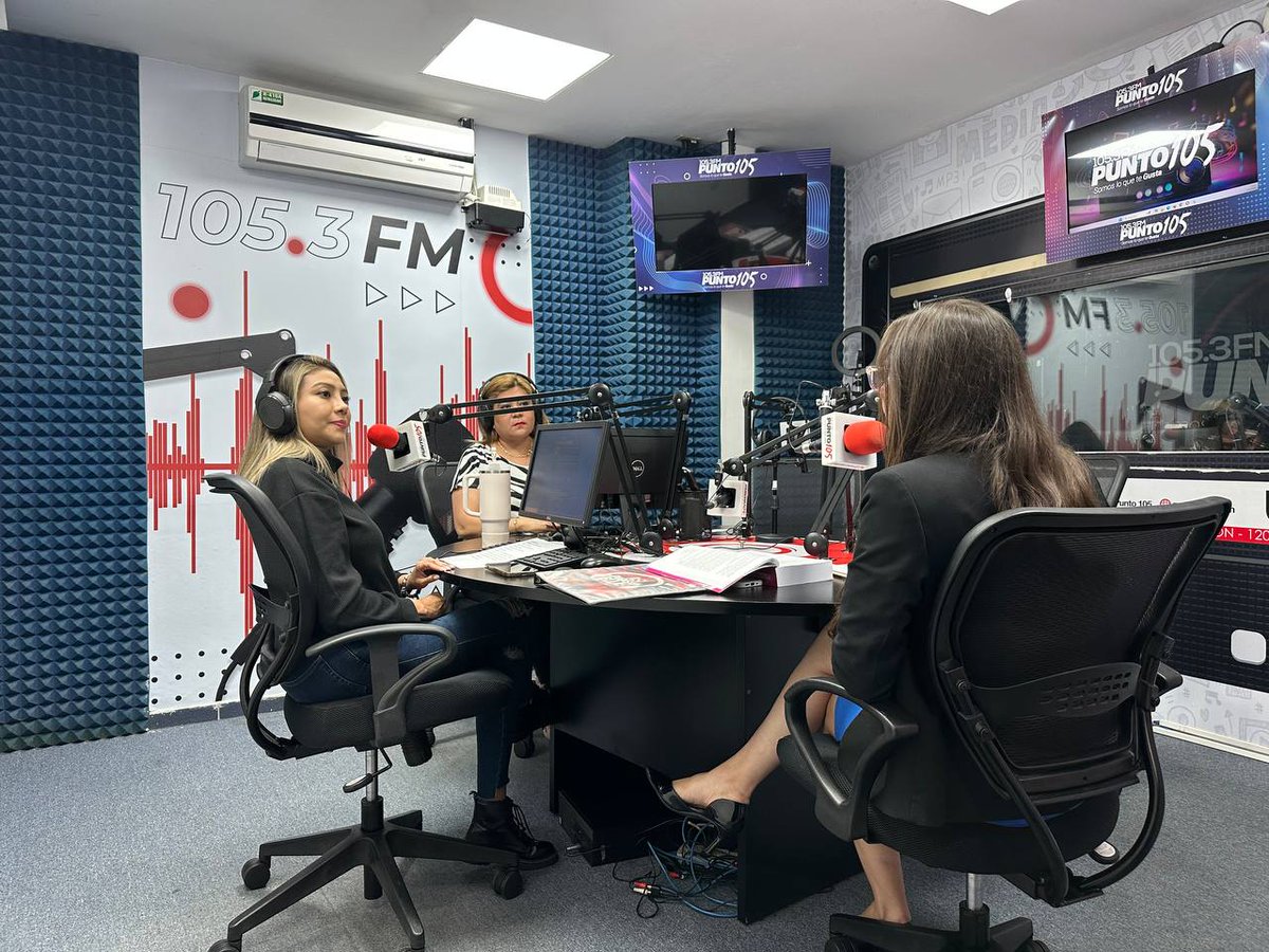 PGR_SV's tweet photo. Existen tres vías para establecer la paternidad:
* Presunción legal (si el hijo nace dentro del matrimonio)
* Reconocimiento voluntario
* Declaración judicial
En la #PROCU promovemos, en primer lugar, el reconocimiento voluntario y, si no se logra, se procede a la vía judicial. https://t.co/LyPYybezWu