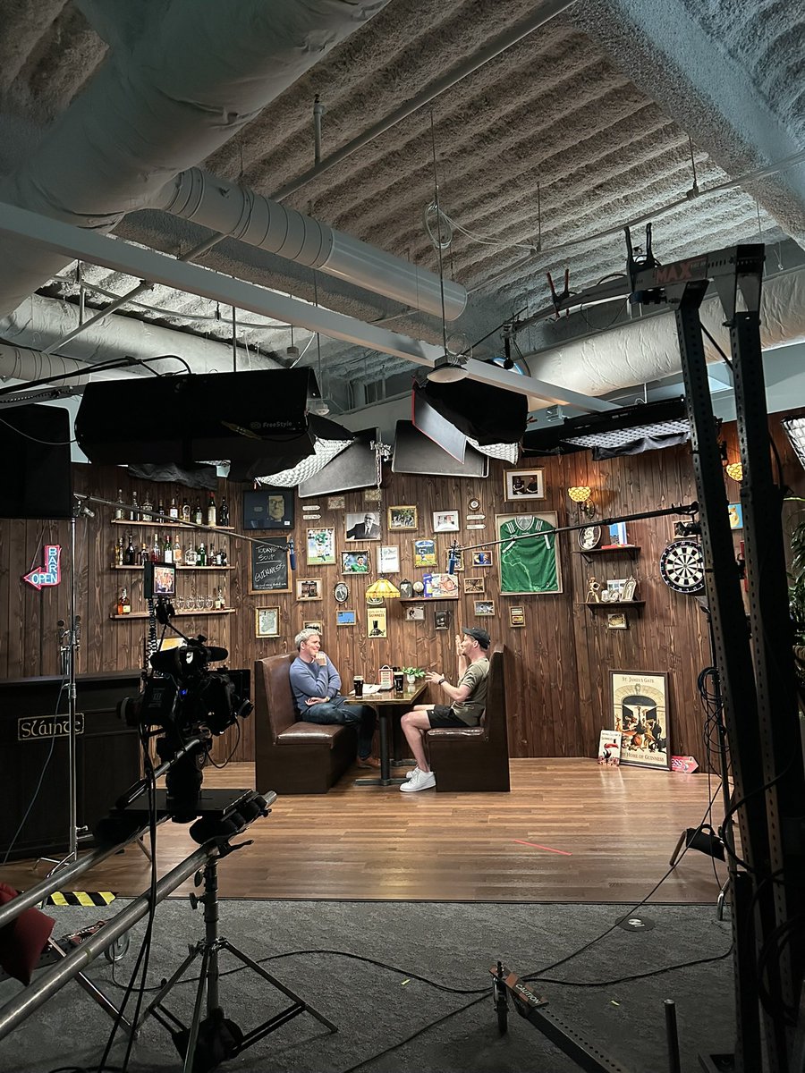 alypavs's tweet image. tired: business podcasts
wired: DIY office pub–cast
episodes from meta’s susan li and @gdb out now, @kvogt and @levelsio coming soon 🍻