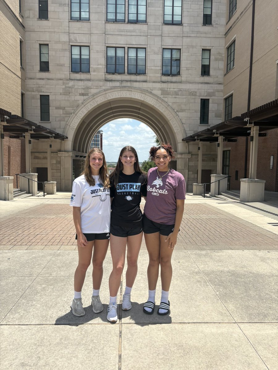 Road trip to San Marcos! 🐾 Averie, Tess, and Jayci took an unofficial visit to Texas State this week. Big things ahead for these three! #TXST #UnofficialVisit