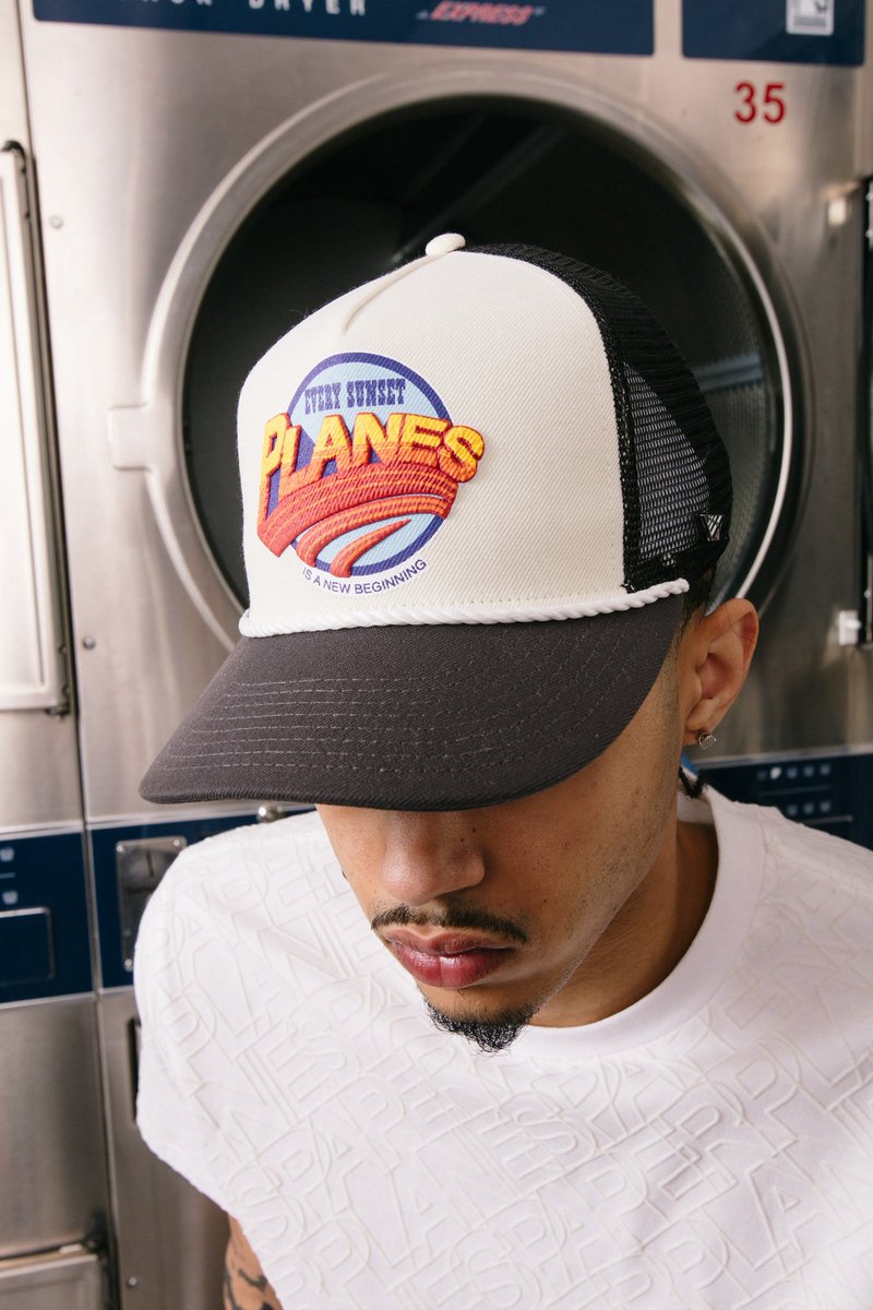 planes's tweet image. Summer Del 2 by Paper Planes
Purpose in every piece.
A collection grounded in clarity, made for the journey.
Swipe to explore.
Available now at PaperPlane.shop + 252 Lafayette St.
#PaperPlanes #SummerStyle #LaundryLove