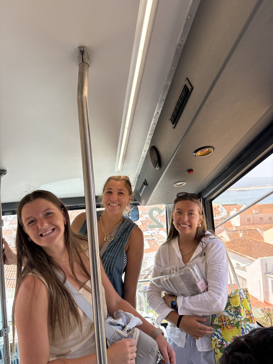 SDCoyotesVB's tweet image. it’s been real Nazaré 🤙 

Next stop → Lisbon 

#GoYotes x #WeAreSouthDakota