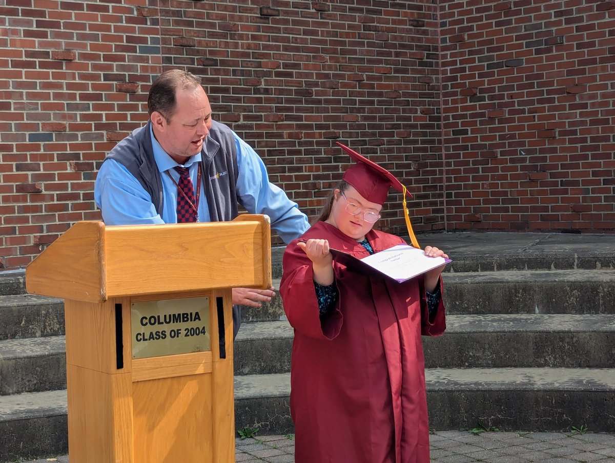 It's all about graduation celebrations this week! 🎉🎓 Congratulations to Nellie McCann, graduating from the Questar III BOCES District Based Learning Program at Columbia High School!

#QuestarIII #BOCES #Graduation #Classof2025