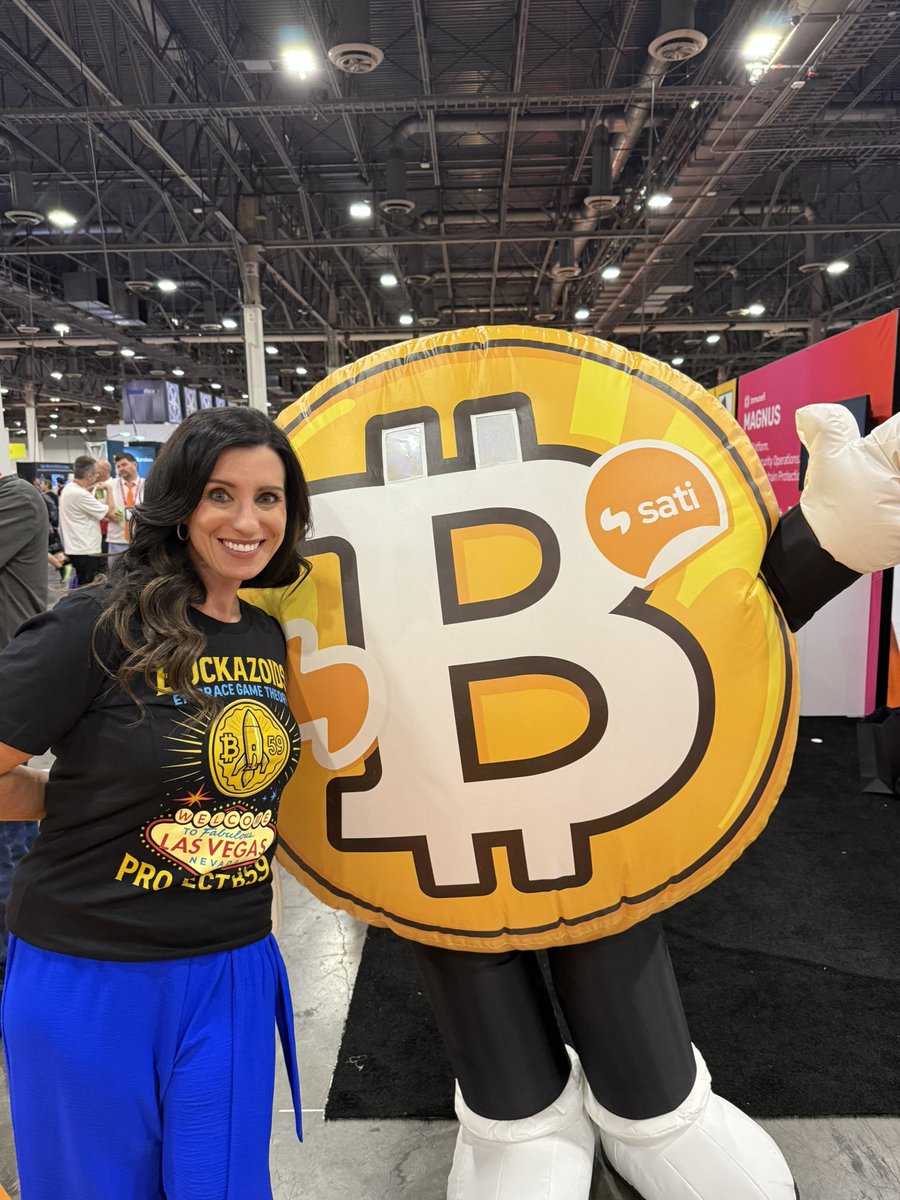 AtomZoid's tweet photo. A friendship that started in 1991.
Buckazoids & Bitcoin — side by side at Bitcoin Conference 2025.
From pixel coins to proof-of-work. 🕹️🪙
#Buckazoids #Bitcoin #Project59 #BTC2025 #LasVegas https://t.co/KqFiG20AIu