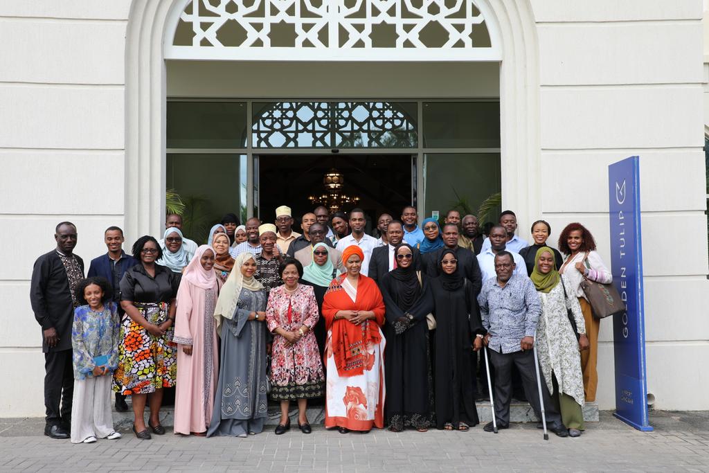 ...the participation of women and youth, not only as voters but also as candidates. The Head of Mission also had fruitful engagement with the Election Commission Chairperson &amp; CSOs, on aspects of the electoral process including voter education and registration.