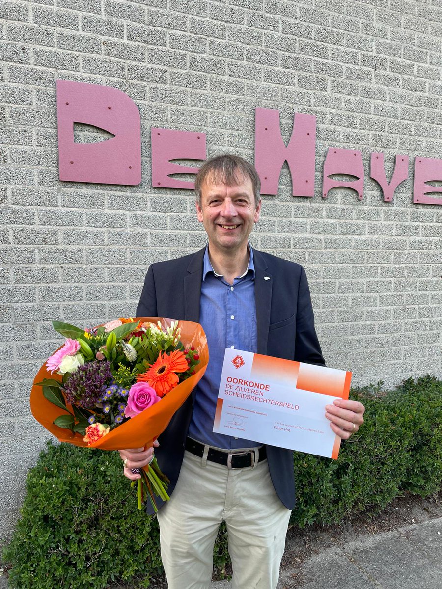 ⚽️ Zilveren scheidsrechtersspeld… ⁦<a href="/KNVB/">KNVB</a>⁩ bedankt voor de waardering.