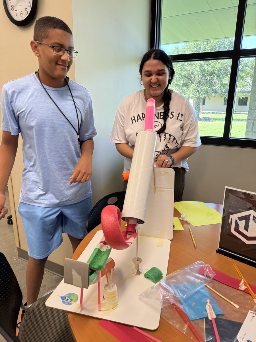 1stGscholars's tweet image. 3/4 NLCPR #HighSchool Summer #ElectricalEngineering Camp Day 2 ~ Scholars applied the #engineeringdesignprocess to complete various challenges, explored electrical #circuits, solved real-world problems, applied critical thinking skills, worked in collaborative teams, & so much…