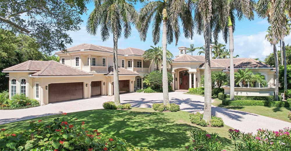 5 Exclusive Florida Estates Offering Unmatched Privacy and Luxury Living.
havenlifestyles.com/5-exclusive-fl…