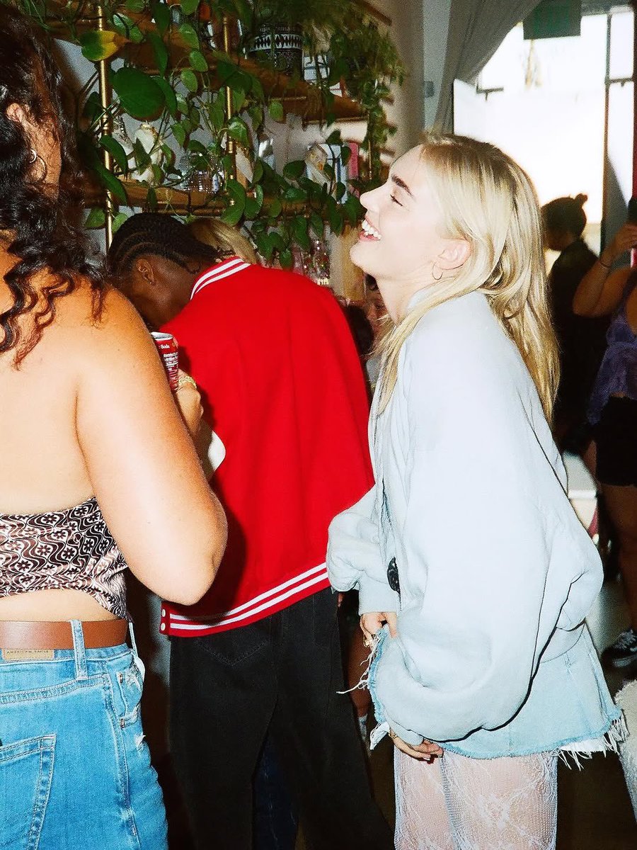 dying art listening party at <a href="/CharmedLA/">Charmed LA</a> w <a href="/drinkpoppi/">poppi</a> ⭐️𖦹⋆｡˚⋆ฺ