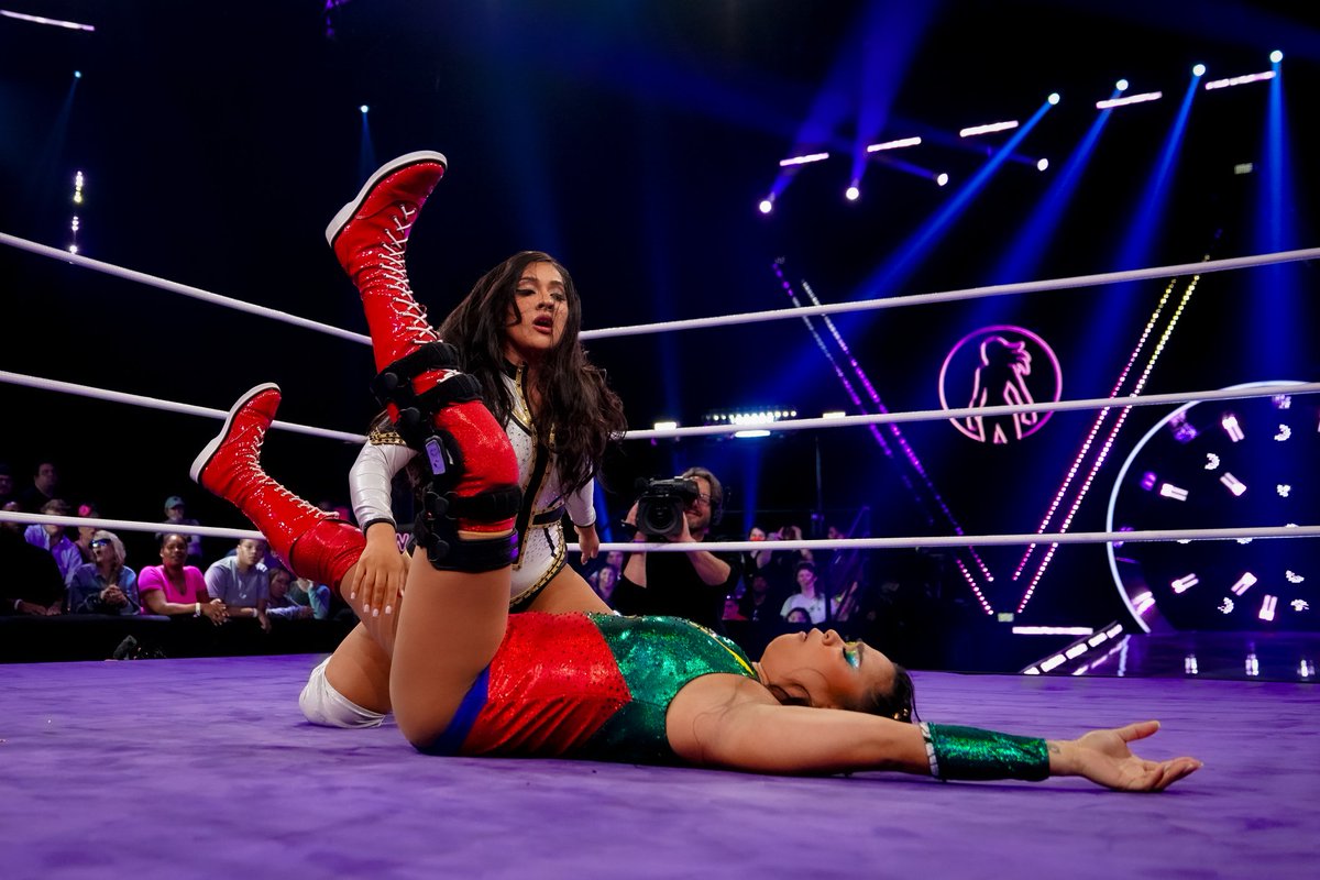 Tiki Chamorro πΊ (@tiki_chamorro_) on Twitter photo This feud goes way back... Isn't that right <a href="/wow_gigigianni/">Gigi Gianni</a> π‘π€
#wowsuperhero #prowrestling #womenofwrestling This feud goes way back... Isn't that right <a href="/wow_gigigianni/">Gigi Gianni</a> π‘π€
#wowsuperhero #prowrestling #womenofwrestling