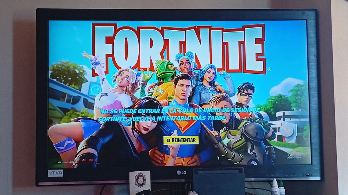 Ayleesoto's tweet photo. @Fortnite_ES que pasa con el juego que demora tanto en abrir.
Llevo más de 30 minutos esperando https://t.co/ZOsUWh4oqK