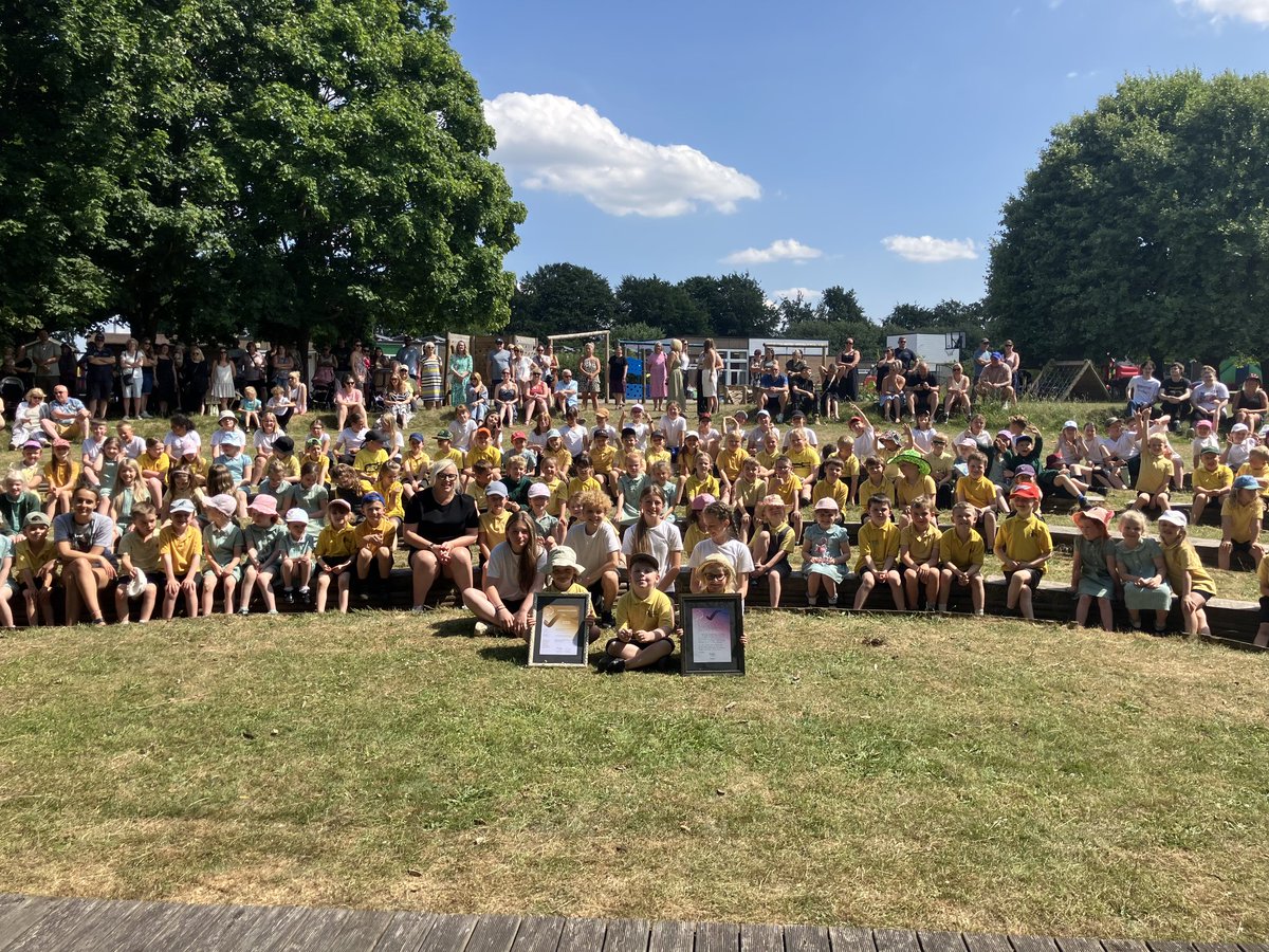 What an exciting day at Anston Greenlands Primary School. 
Head Teacher Mr Wirth revealed to pupils and parents that they had won a BRONZE award for their whole school in the Pearson National Teaching Awards. 
What a fabulous achievement. 🏆
#proud
#openingdoorstoabrighterfuture