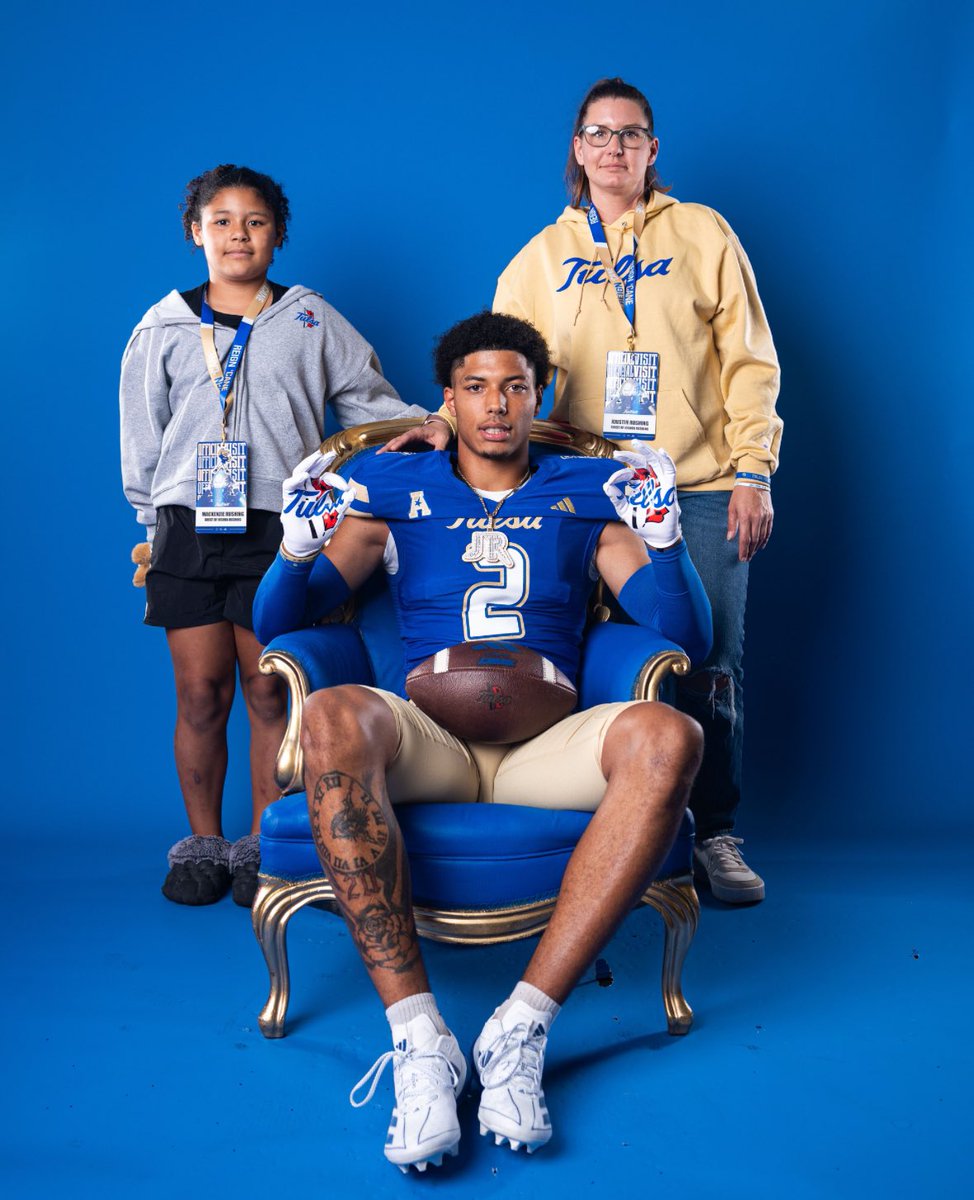 JoshuaRushing15's tweet image. Had a great time this past weekend in Tulsa on my official visit @Switz @CoachTreLamb9
@seancooper_C4 @1WayWalt @pooschke @C4SportOklahoma @TulsaFootball